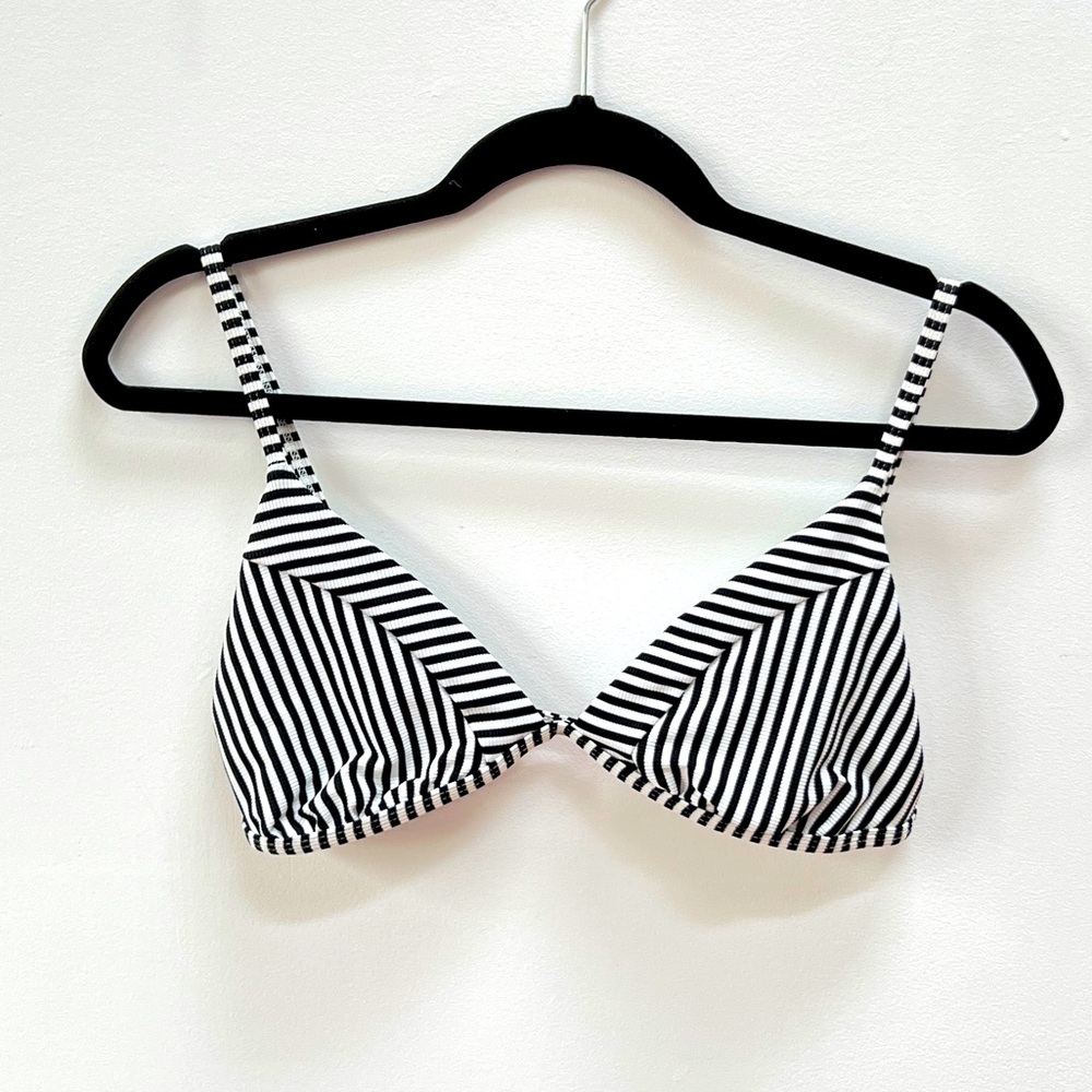 VYB Triangle Top